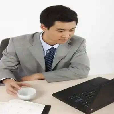 于荔